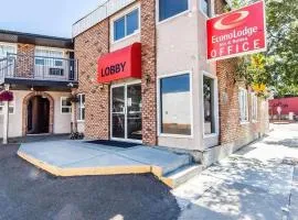 Econo Lodge Inn & Suites Drumheller