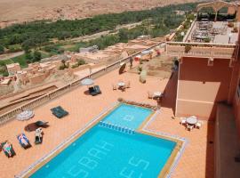 La Kasbah De Dades, hôtel avec piscine à Boumalne