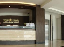 Top Star Hotel, hotell i Cabanatuan