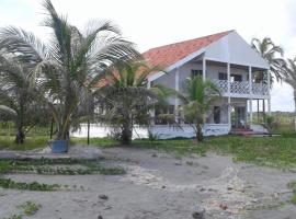 Cabaña Playa De Los Venados, отель в городе Сан-Бернардо-дель-Вьенто