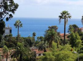 Condo Magnolia, condominio en Funchal