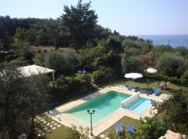 Pension Skala, hotel v destinaci Ágios Matthaíos