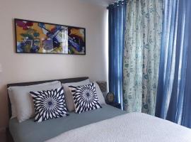 Uptown Mall Area Fort Bonifacio Manila, hotel a Manila