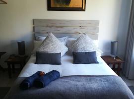 Apartment in Heather Park, hotel near Outeniqua Pass, George