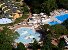 Club Village & Hotel Spiaggia Romea, resort u gradu 'Lido di Volano'
