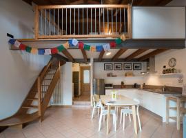 CAMP 4、アルコのホテル