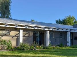 1150 on Bain - Self Catering, place to stay in Keimoes