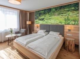 Hotel Sole-Felsen-Bad, hotel v destinaci Gmünd