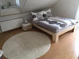 Zur Burgmauer