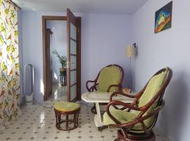Ethnic House in Town Center, hotel with parking in Cahul