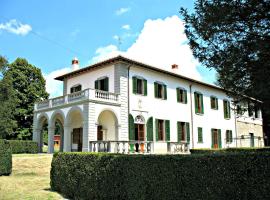 Villa Martina, nyaraló Molezzanóban