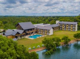 Pieczvaigžņu viesnīca Amora Lagoon Hotel pilsētā Katunajake