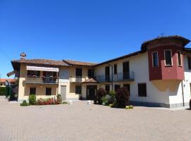 La Cascina Di Villa Due, מלון בNarzole