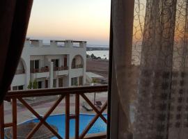 Half Moon - Sunny Dahab resort, hotel v destinaci Dahab