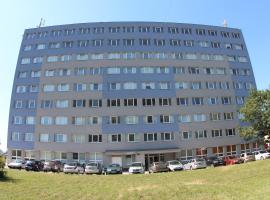 City Building, alberg a &Scaron;aca