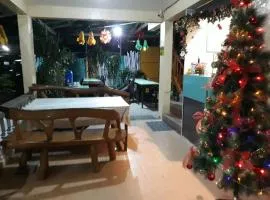 RedDoorz Bunakidz Lodge El Nido Palawan