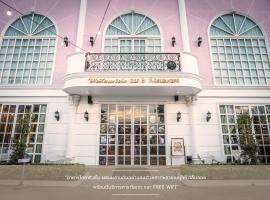 Westgate Residence Hotel, hotel in Ban Bang Kho