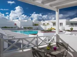 Flower Beach Suite 16