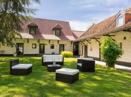 La Ferme Blanche, The Originals Relais (Relais du Silence), Hotel in Lompret