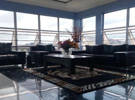 Reigns Hotel & Events Place, hotel v destinaci Ekete
