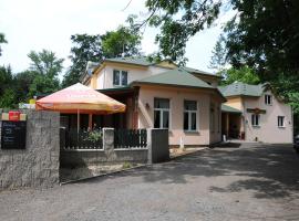 Wellness hotel Na Staré koleji, hotel v destinaci Benátky nad Jizerou