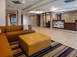 Best Western Knoxville Suites - Downtown – hotel z jacuzzi w mieście Knoxville
