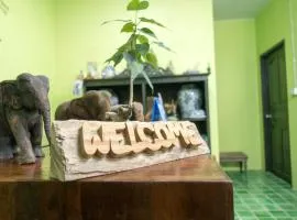 Plus Hostel Ayutthaya