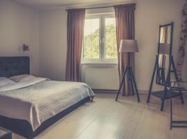 Hotel Dwa Księżyce – hotel w Toruniu