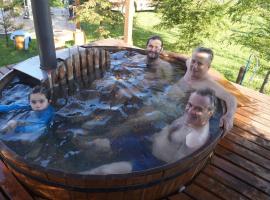 Caba&ntilde;as 4 Volcanes Frutillar, kh&aacute;ch sạn spa ở Frutillar