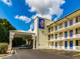 Motel 6-Raleigh, NC - Cary、ケーリーのホテル