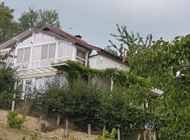 Garden House, дом для отпуска в Варне