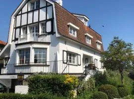 Villa Fernley