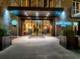 Mondrian Suites Berlin am Checkpoint Charlie