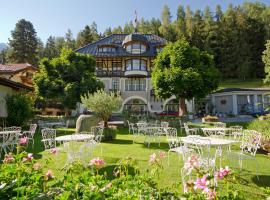 Hotel Villa Post, hotel en Vulpera