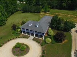 CountryMusic B&B Studios