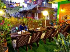 Shangrila Boutique Hotel