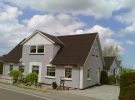 Svalegaarden Guesthouse、Særslevのホテル