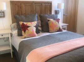 The Gallery Two Bedroom Apartment, hotel in Oakham