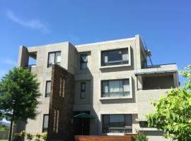 Duck's Home B&B, hotel en Jian