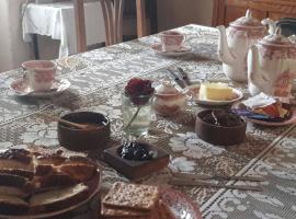 Hostal Antigua Casa Criolla、ロス・レアルテスのホテル