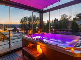 Guest House Panorama Aqualux with Free Parking