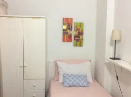 Suria Kipark Damansara Single Bed and a Foldable Mattress Room
