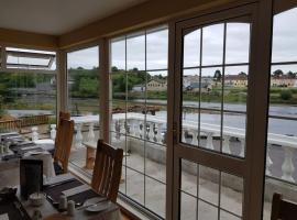 The Rivers Edge Guest House, hotel en Killorglin