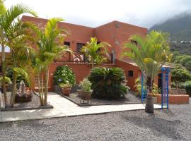 Finca Los Castaños คันทรีเฮาส์ในลอส เรอาเลคอส