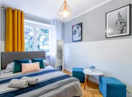 ClickTheFlat Żurawia Street Apart Rooms, hotel in Warsaw