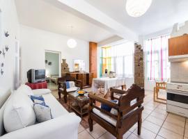 Town House for 6-16 with AC