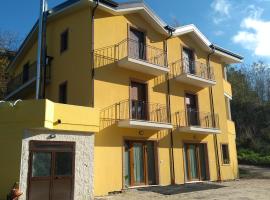 Villa Center appartamenti nel verde in città, appartement à Campobasso