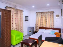 K-Yellow Hotel and Resorts，伊巴丹的飯店
