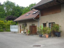 Escale du Château de Promery 1391, cabaña o casa de campo en Annecy