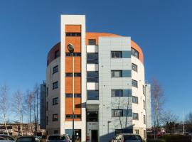 Viesnīca THE BROCH, Ground Floor City Centre Apartment, sleeps 6 pilsētā Pērta